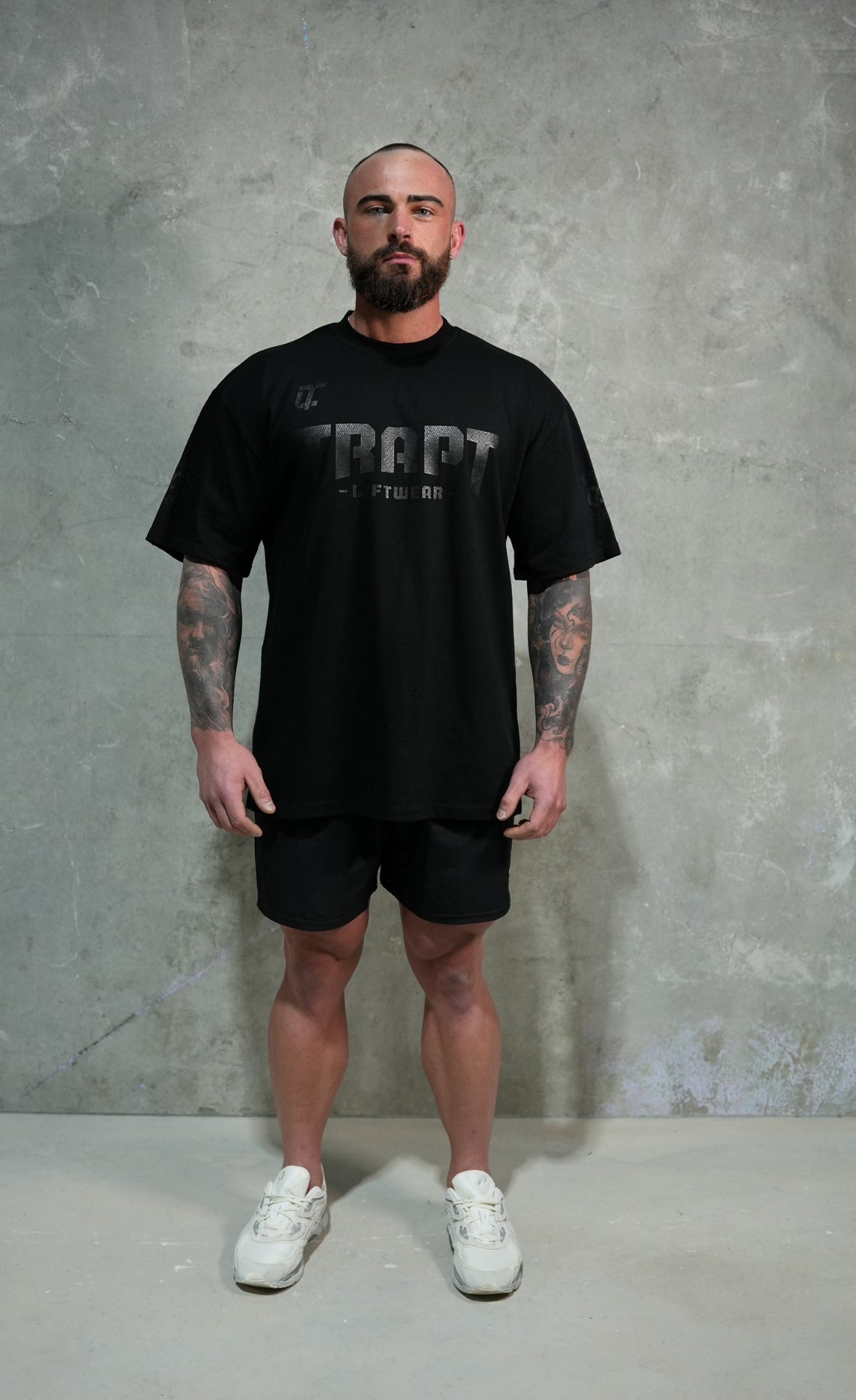 Black on black front shirt TRAPT 